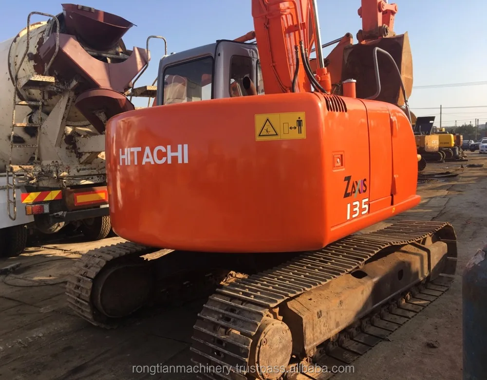 Fuel-efficient hitachi machine ZX135 excavator for sale, used hitachi excavator at low working hours