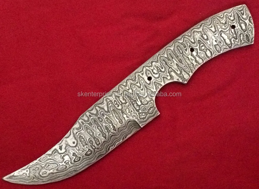 Custom made hunting/Skinner Damascus blankk blade SK-169