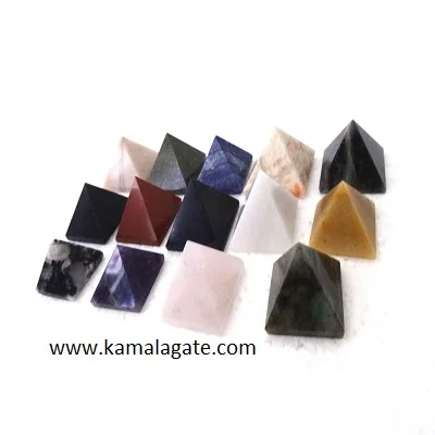 Natural Small 30 mm Natural Crystal Pyramids Multi-Gemstone Healing Pyramid Semi-Precious Stone Crafts for Sale
