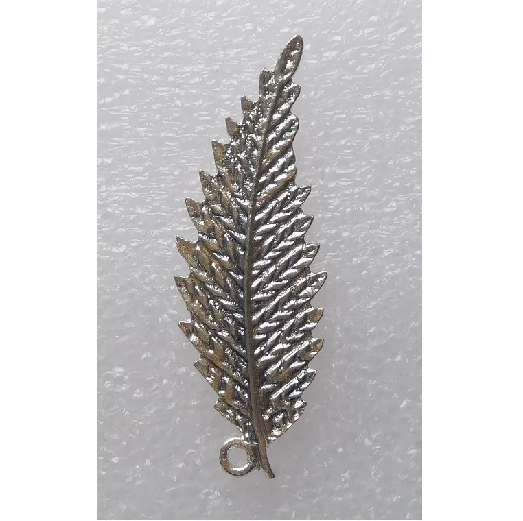 Antique White Distressed  Hanging Peacock Shape Metal Wall Decor Ornament Hanging Peacock Shape Metal Wall Decor Ornament