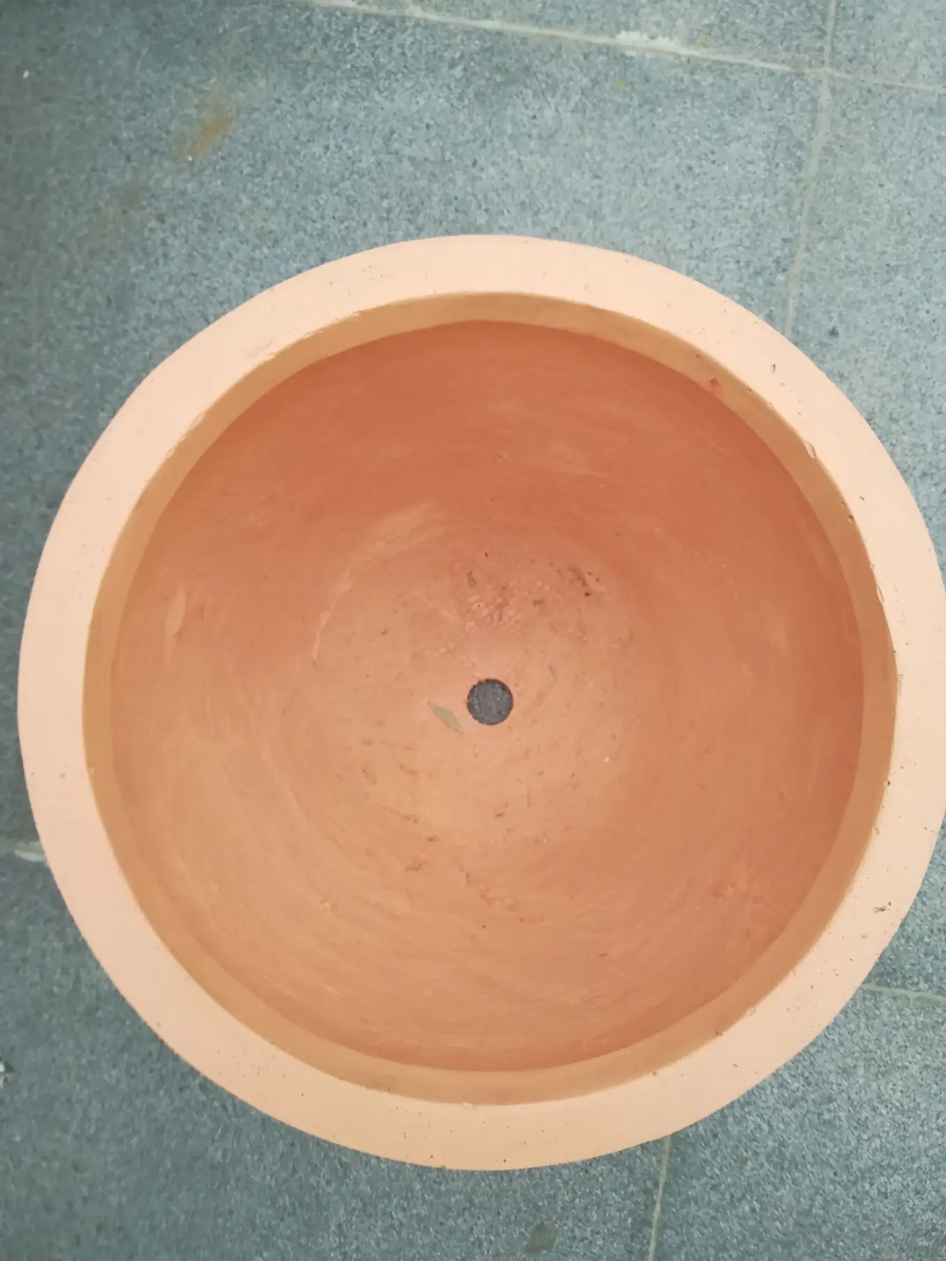 Factory sales light weight durable high strength outdoor garden round fiber clay pottery for home and garden