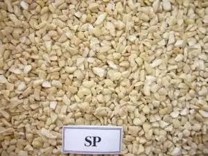 Vietnamese Cashew kernels Whole & small piecces