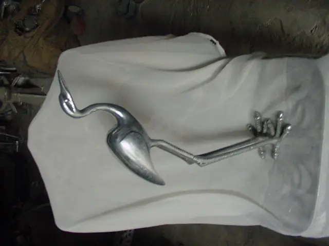 large metal antique monkey figurine decoration customised sizes finishes animal and birds statues