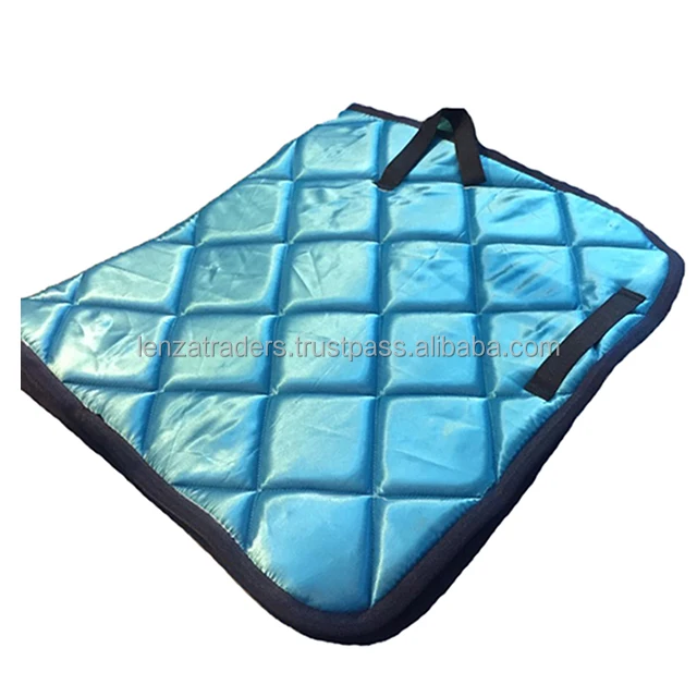 Коврик-седло для верховой езды на английском языке