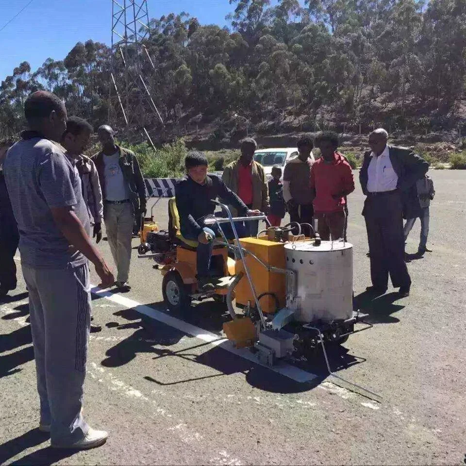 Glass beads dispenser manual thermoplastic road marking machine for sale (SRM-T36)