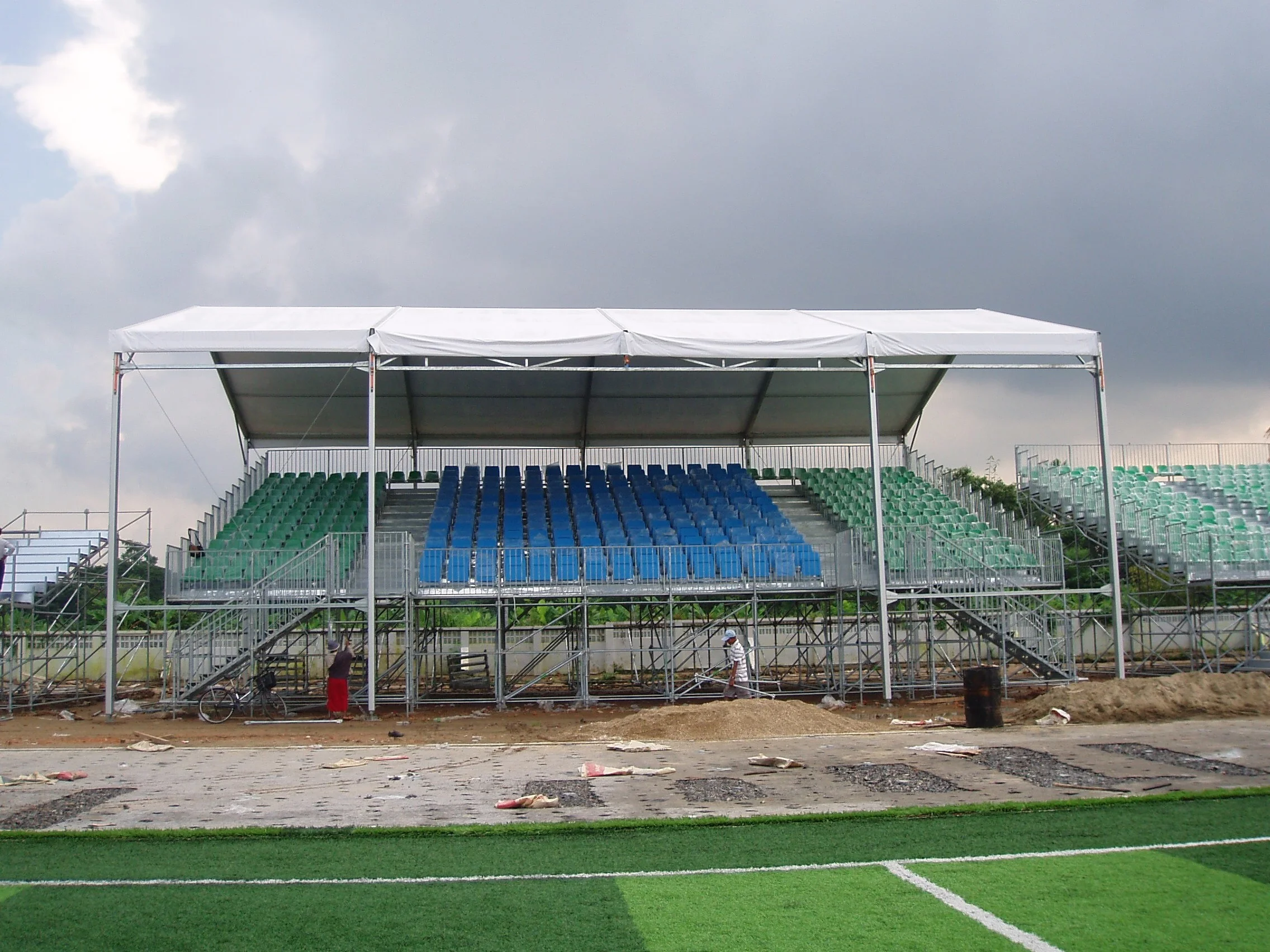 
Stadium sports field temporary bleacher grandstand tribune stands outdoor desmountable bleachers 