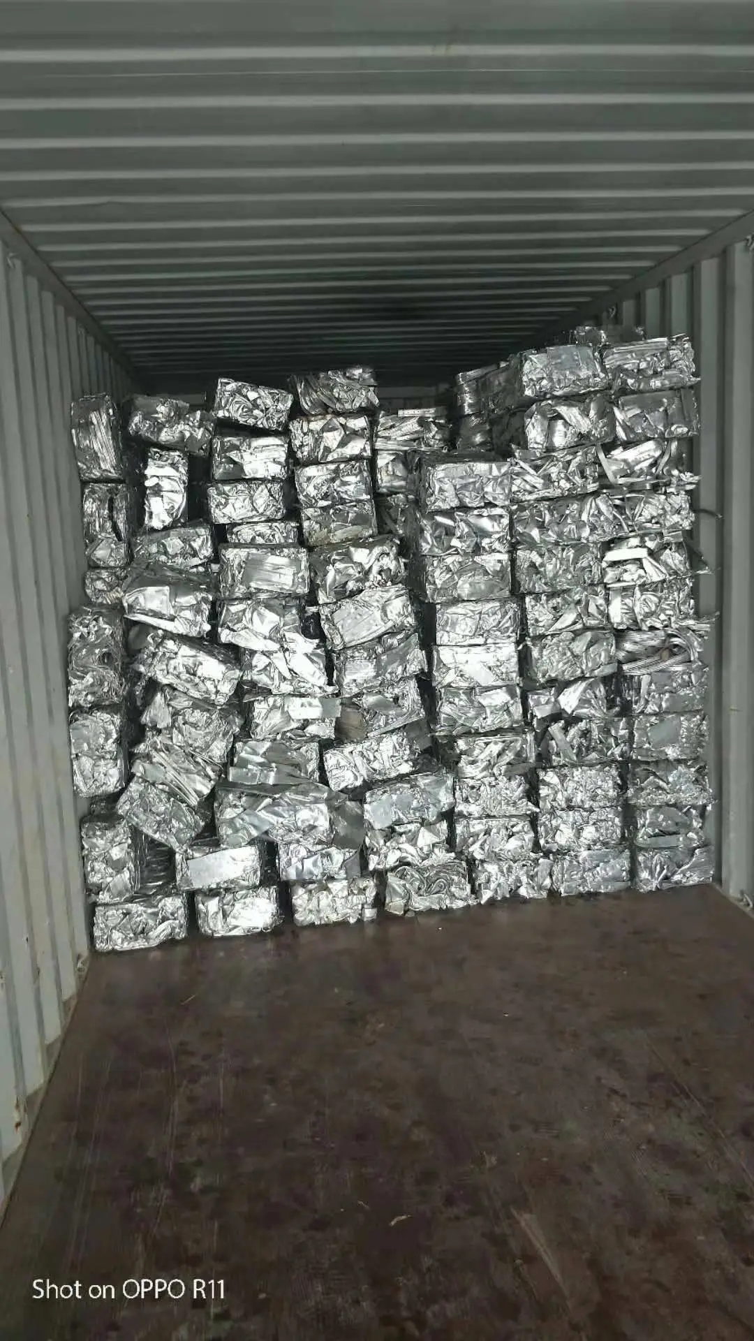  Алюминиевый лом 99.7% в продаже