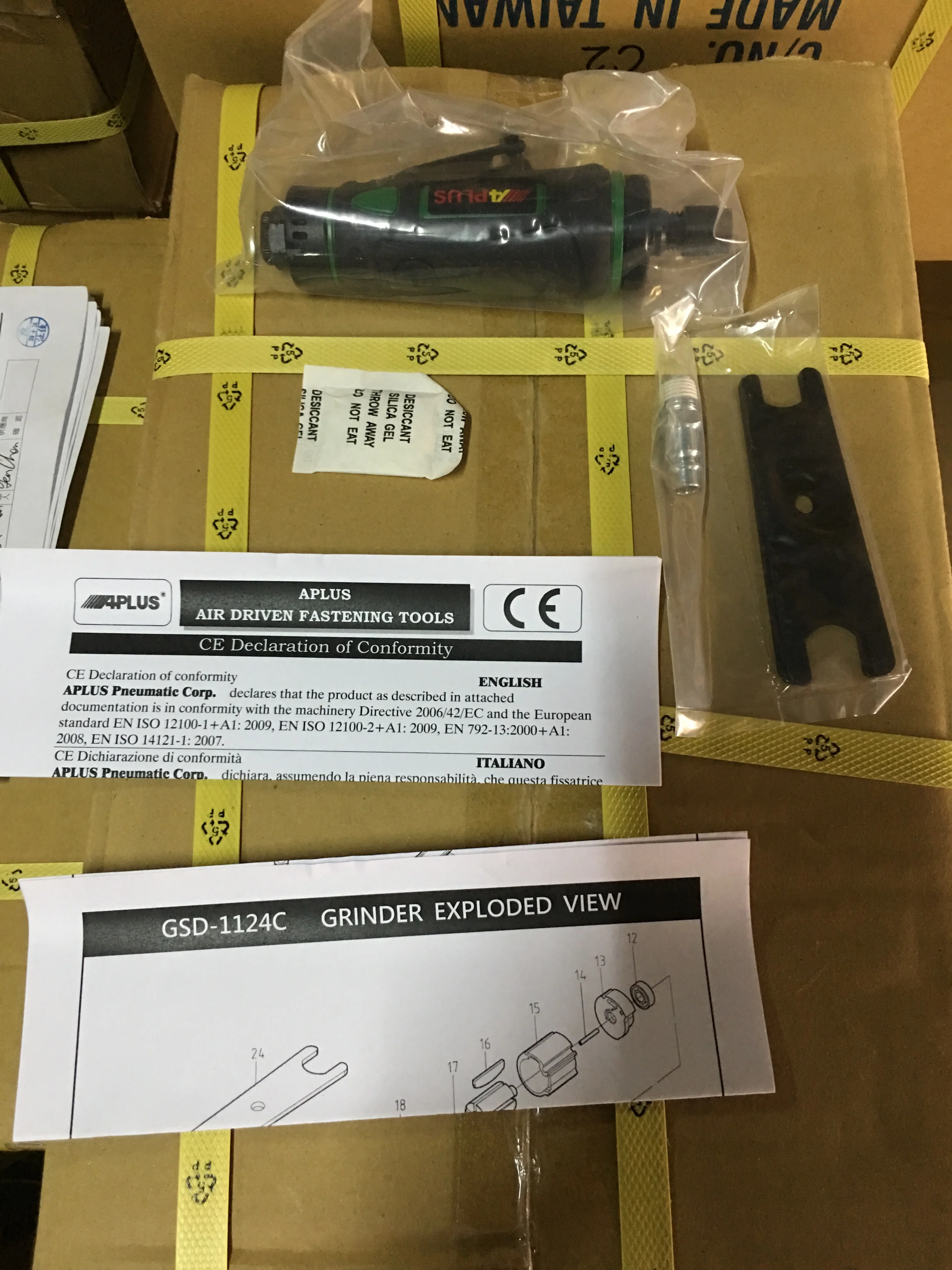 
APLUS GSD-1124C , composite housing, Air die grinder. 6 mm collet size. Rear exhaust. 