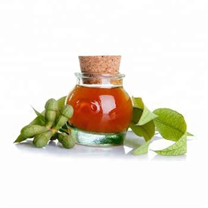 Factory Price Direct Supply Aromatic Profile Eucalyptus Essential Oil may helps in treating chronic Disease