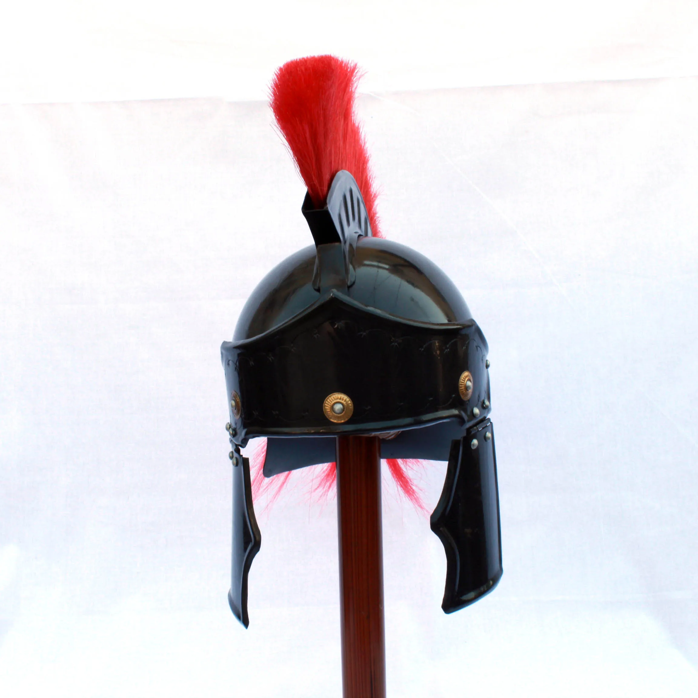 High Quality Selling Medieval War Ancient Black Dark Roman Helmet with Red Plume SAIWH930