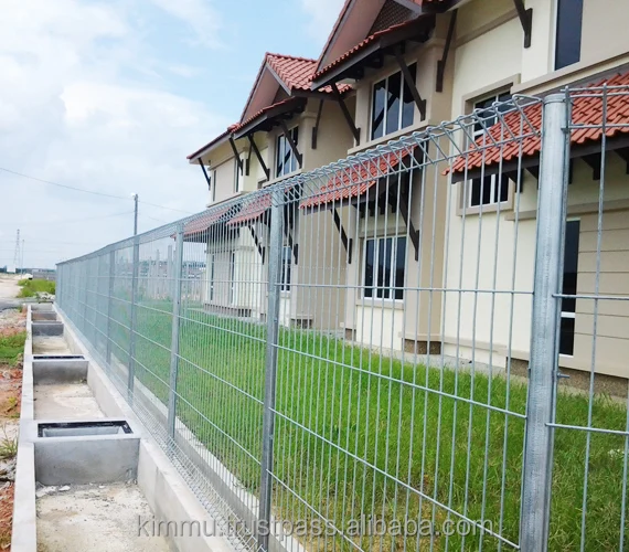 Bulk Wholesale Competitive Price Welded Mesh Fence 2D Panel Yard fence For Football Futsal Court Sports Venue