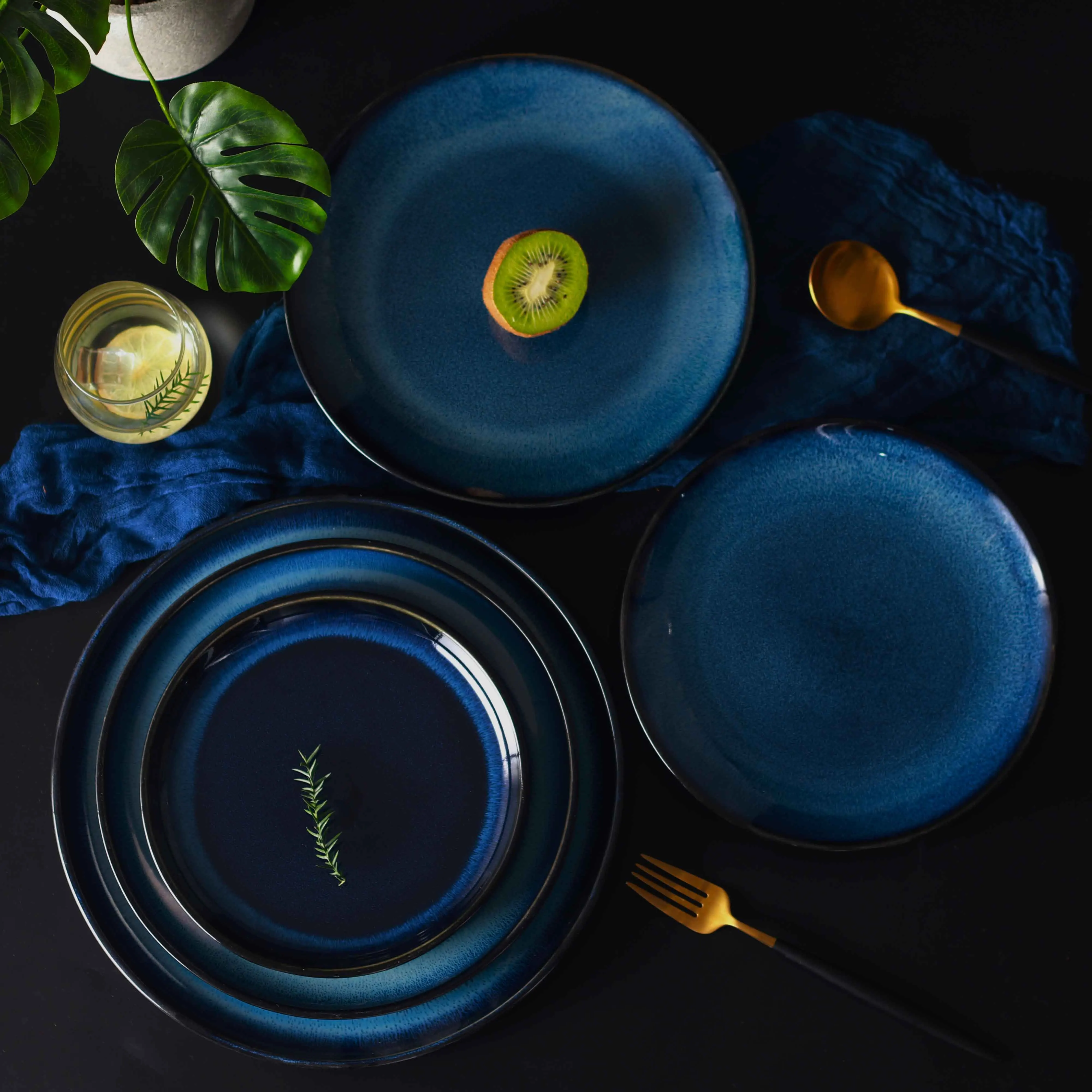 Керамический Fambe Комплектная посуда круглая плоская пластина синий глазурованная с постепенным увеличением пластина синего цвета в западном стиле десерт салат тарелка для стейка