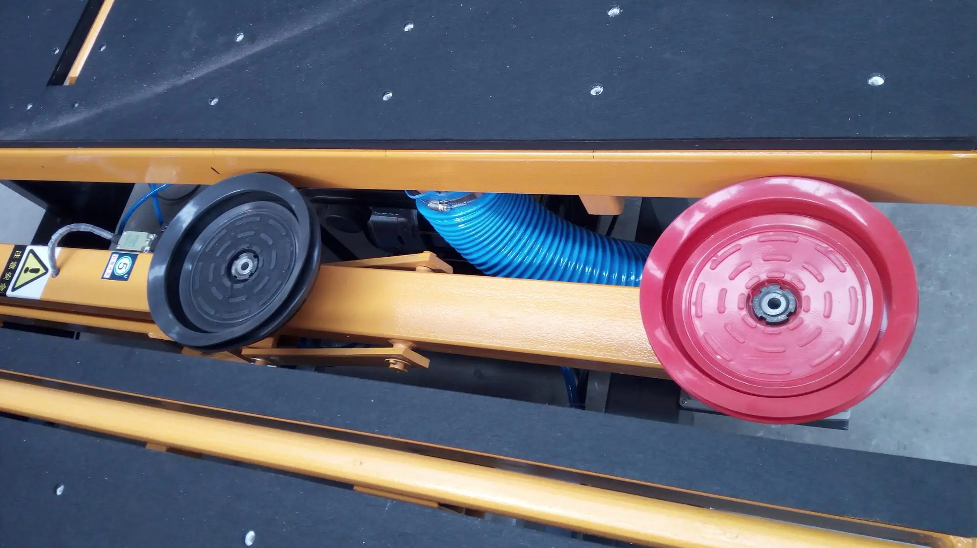 Glass Processing Machine WL4323 Three arms Multi-functional glass cutting table