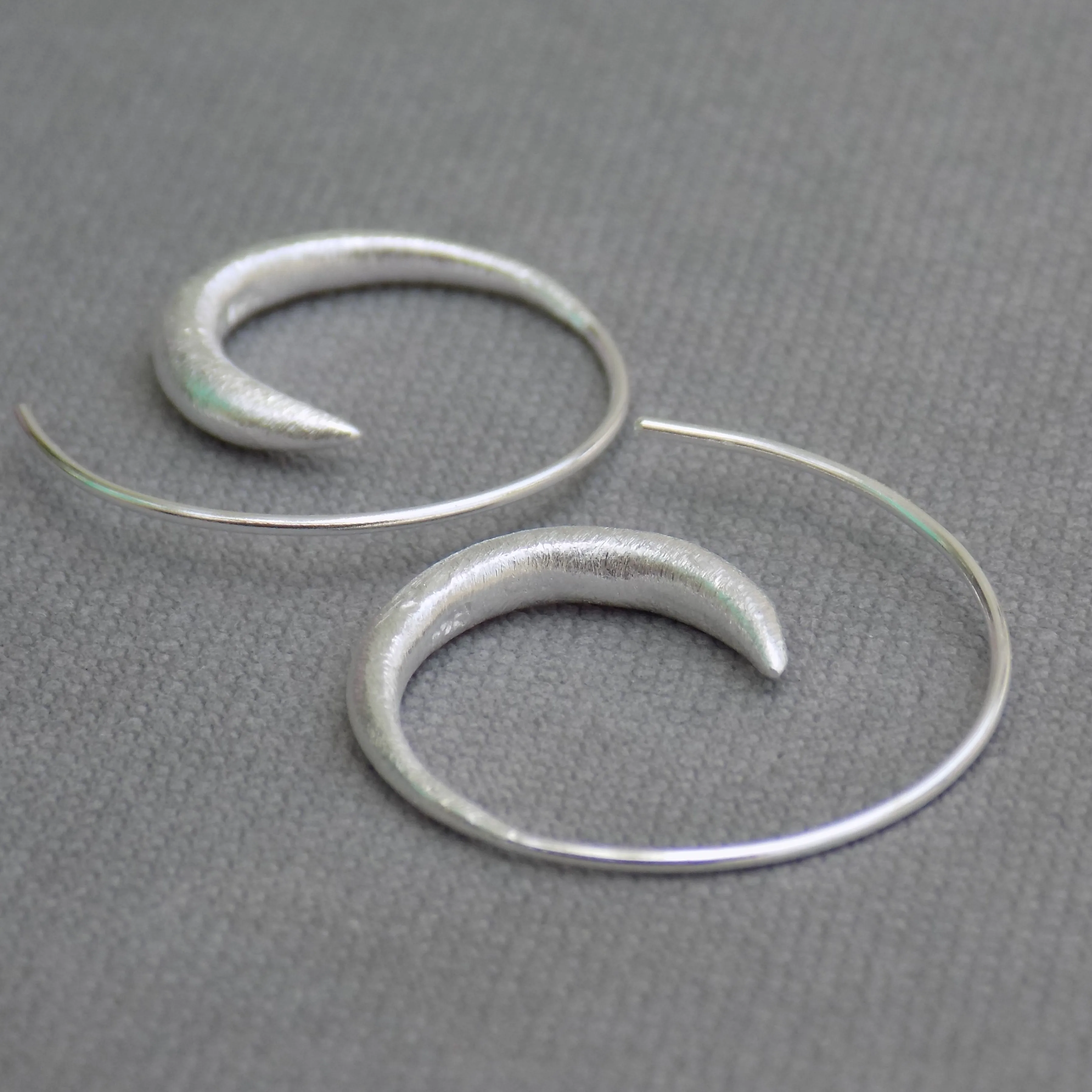 Small Bali 925 Sterling Silver With Scratched/Brushed Metal Finishing Handmade Classy Fashion Hoop Earrings Accessory For Women