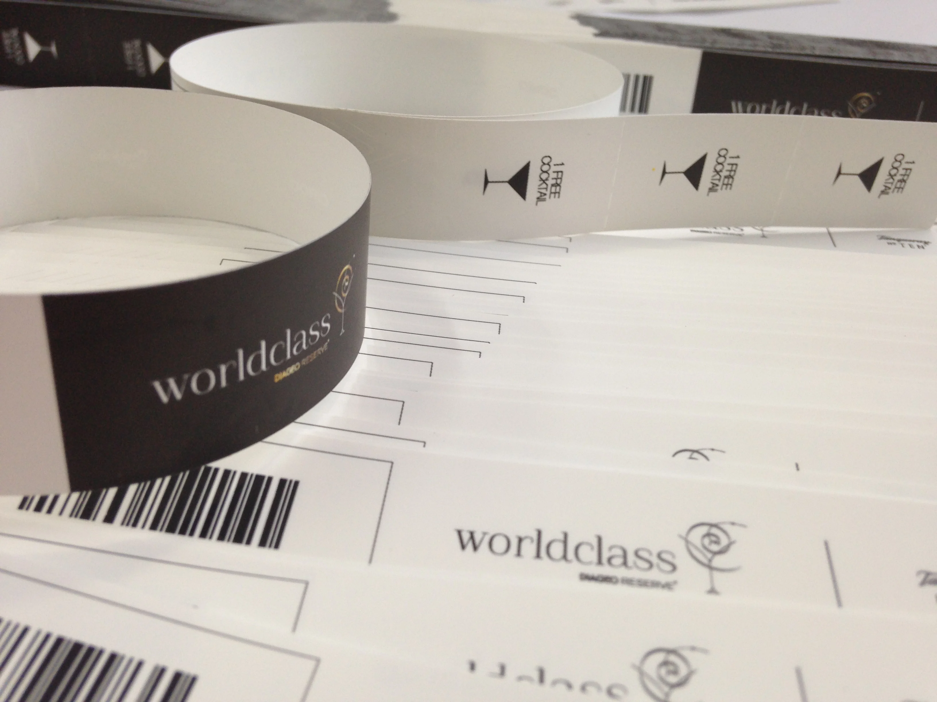 
(Coupon type) CMYK Printing TYVEK / YUPO wristbands 