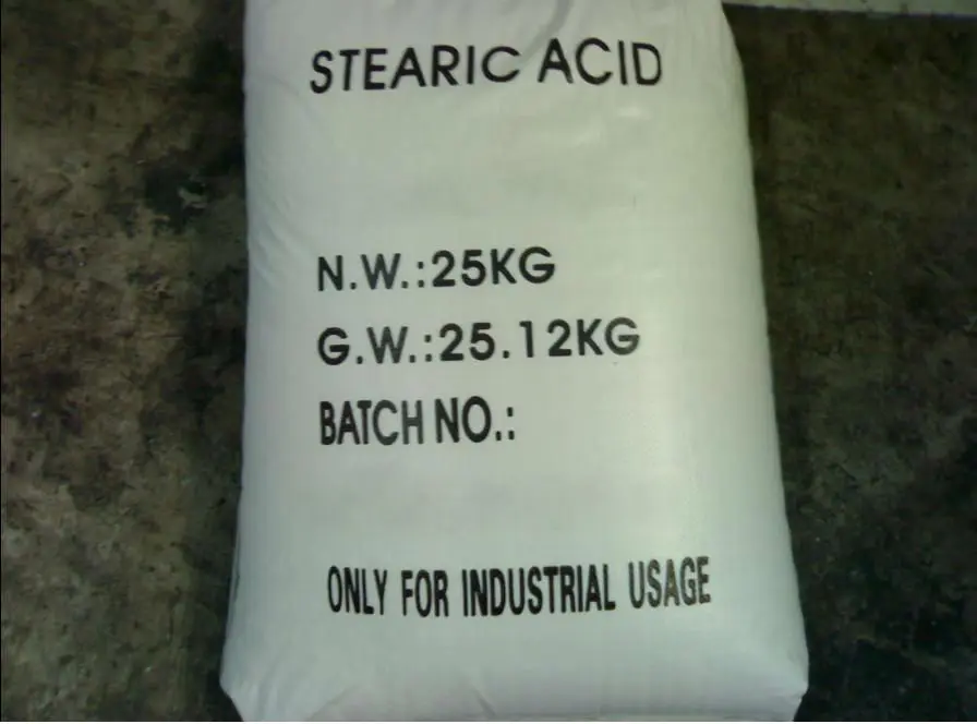 Triple Pressed Stearic Acid in Candle, Rubber, Cosmetic, PVC industry