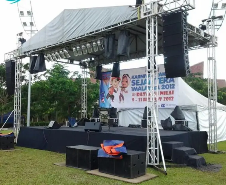Aluminum concert stage lighting beam truss display