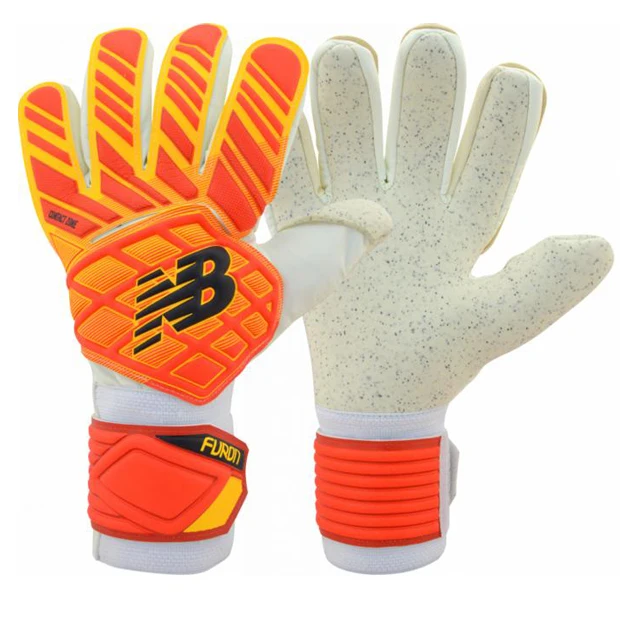 
professional goalkeeper gloves 