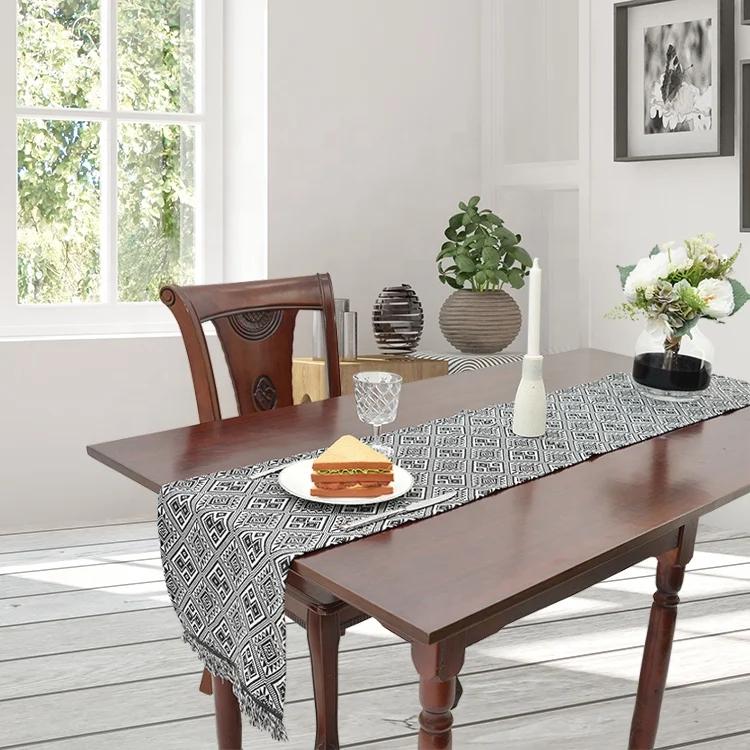 European Restaurant Table Runners Luxury Tassel Jacquard Table Runner For Dinning Decoration Wedding Banquet