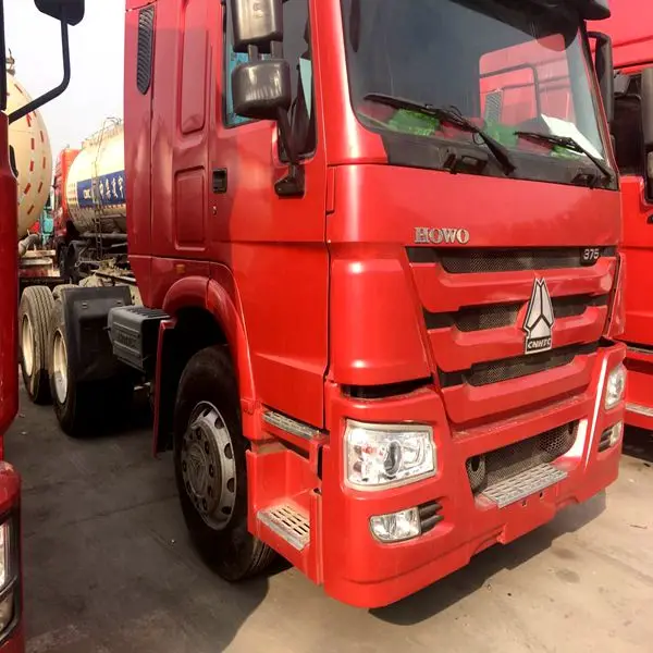 used China low mileages heavy Howo sinotriuk trailer tractor head truck for sale