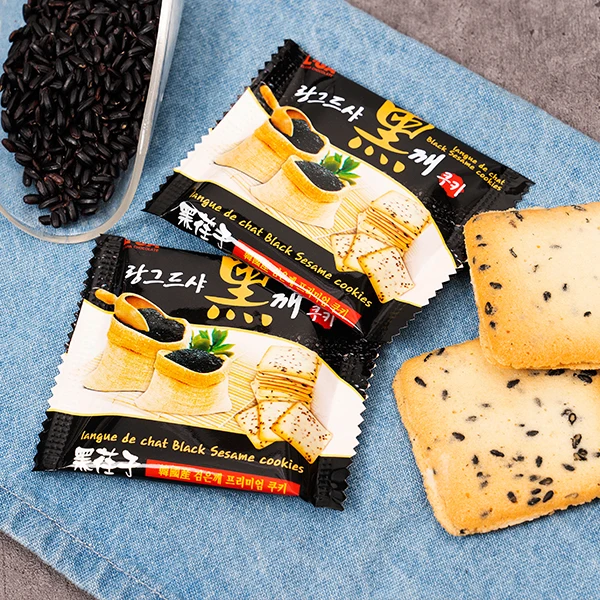 
Black sesame langue de chat advanced set of cookies combines fresh fruit with the tenderness of Langue de chat Delicious cookie 