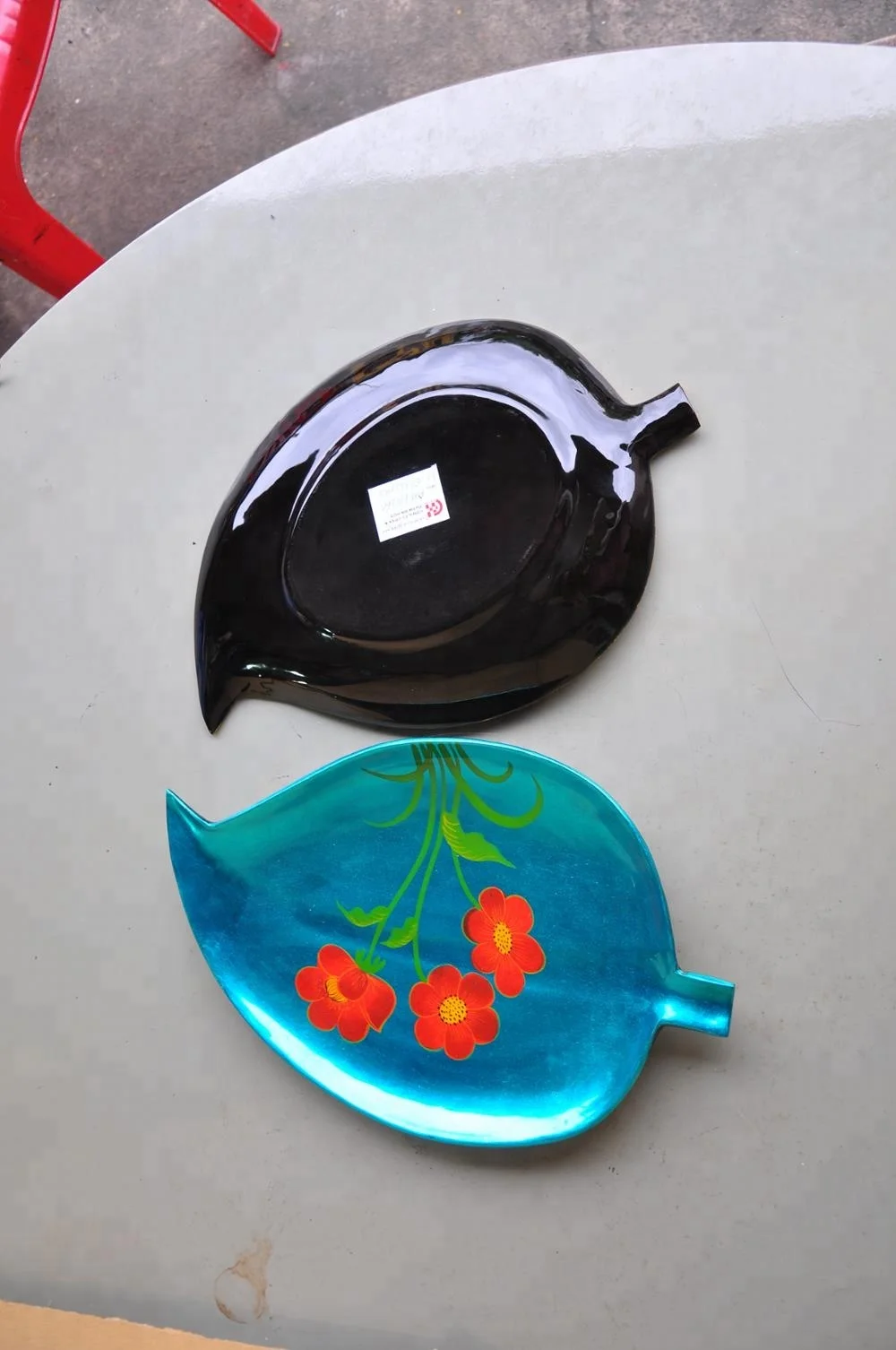 Best quality multicolor lacquer plate with leaves/oval shaped made in Vietnam