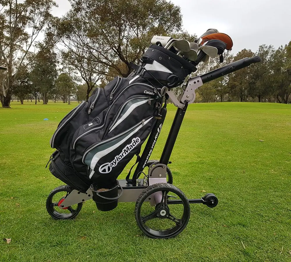 Первая в мире IP57 Водонепроницаемая электрическая тележка для гольфа с дистанционным управлением