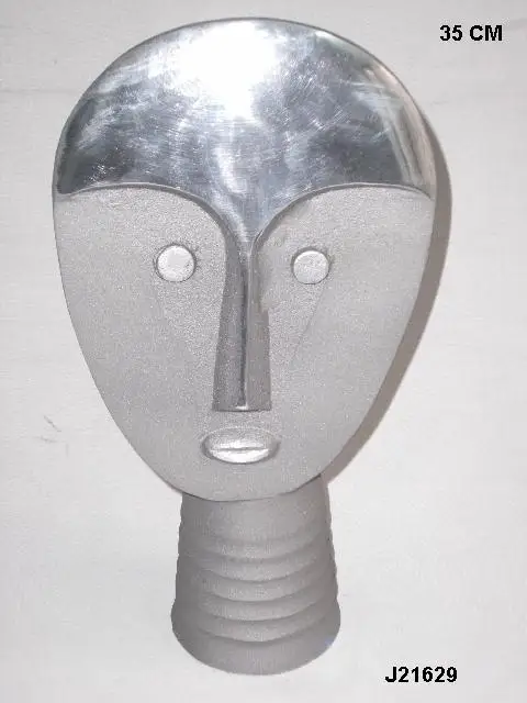 
Cast Aluminium Cat With Mirror Polish Finish and Grey Finish 