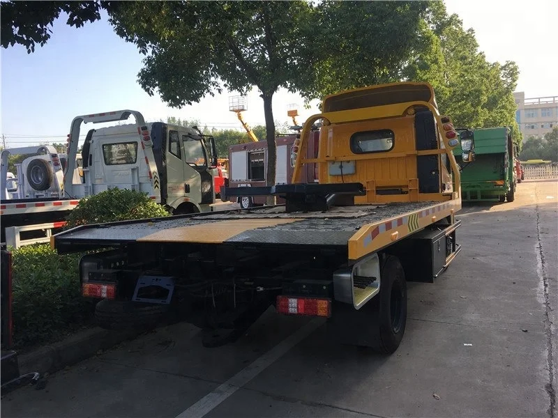 SFC brand chassis light manual wrecker towing truck