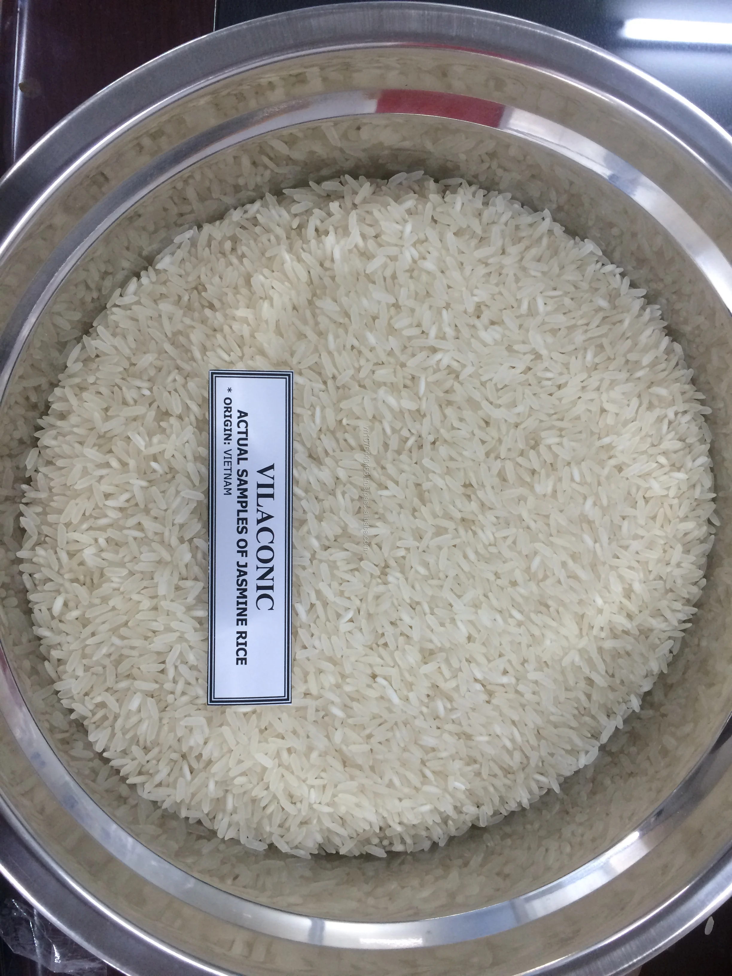 
Medium-Grain Rice Variety and White Rice Kind 100 broken rice( 0084989322607 whatsapp Linda) 