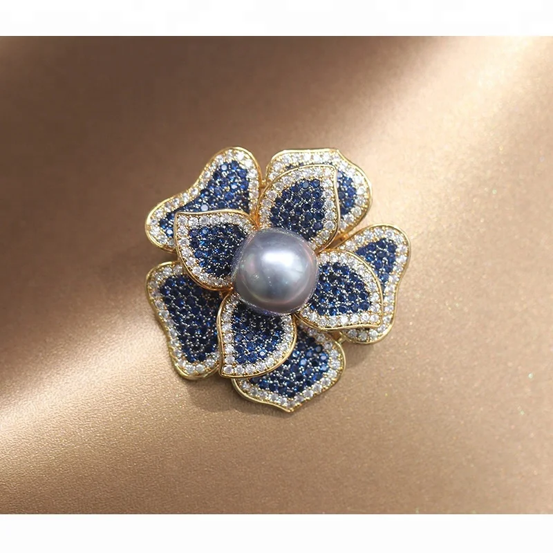 
Vintage Rotating Pearl Rose Flower Brooches Pins for Women Men Vintage Design Fashion CZ Jewelry 