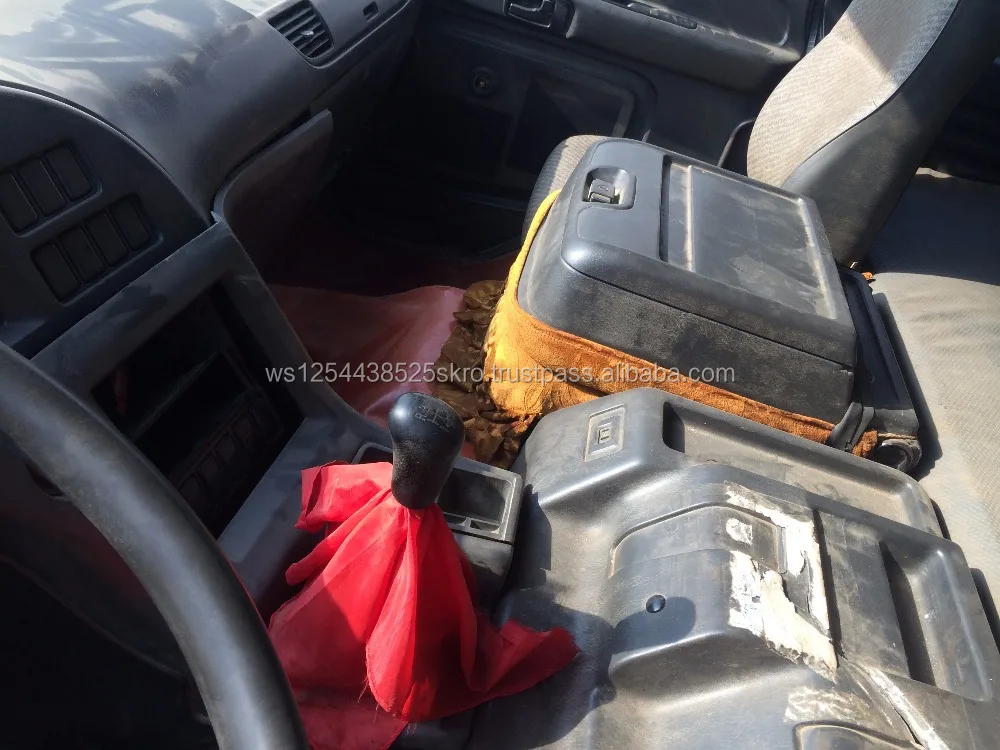 cheap price used Japanese used isuzu dump truck for sale