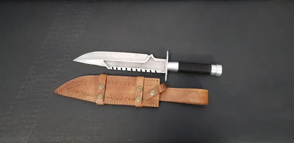 
Hunting Knife 