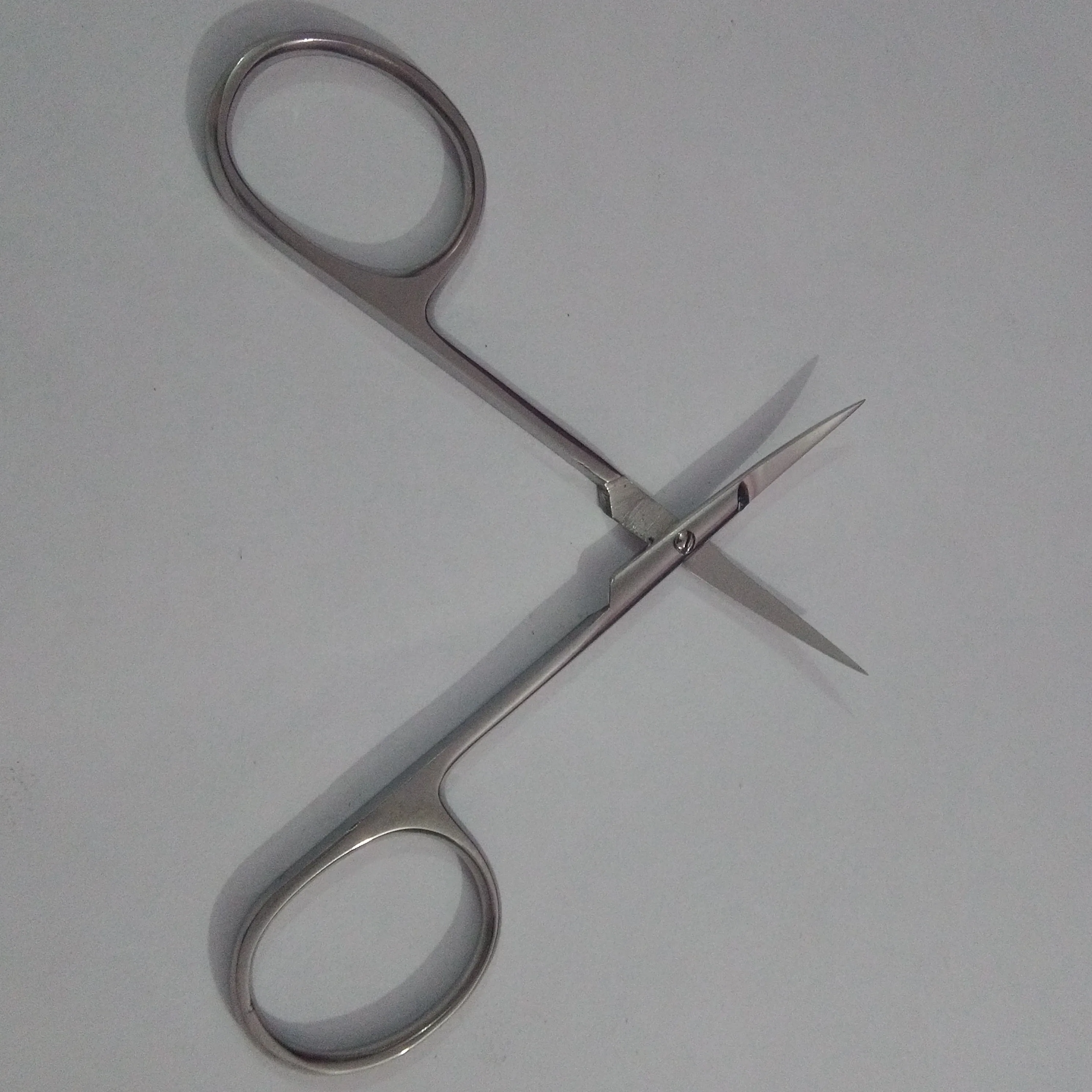 Качественные красивые ножницы для кутикулы