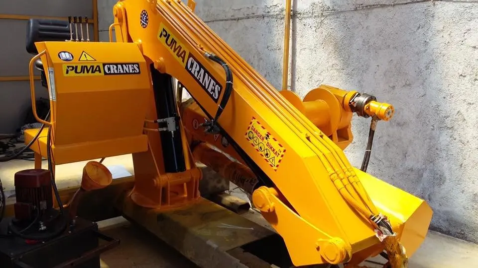 hydraulic deck cranes and work boat crane