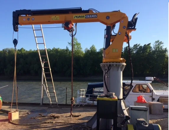 Hydraulic Electric Marine Deck Crane/Ship Crane