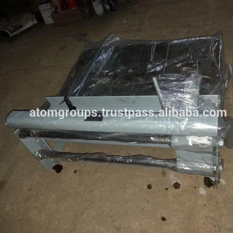 Small Table Cutting Machine