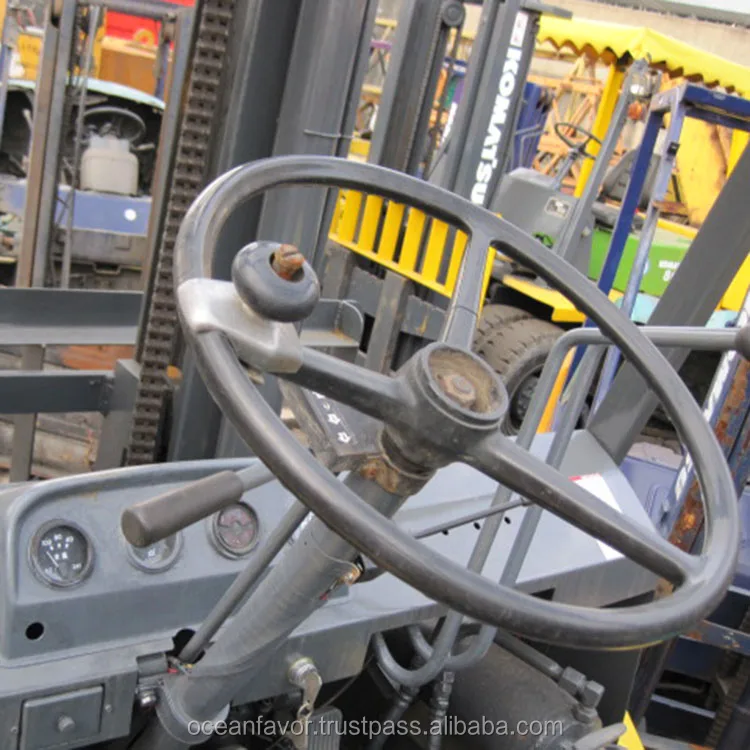 Used Komatsu FD80 forklift for sale, Komatsu 8 ton forklift komasu FD80H for sale