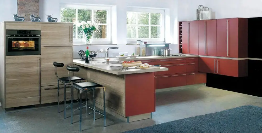 customized classic white kitchen cabinets