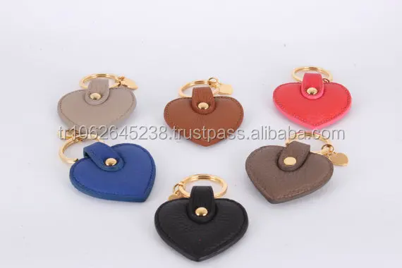 handmade leather heart keychain