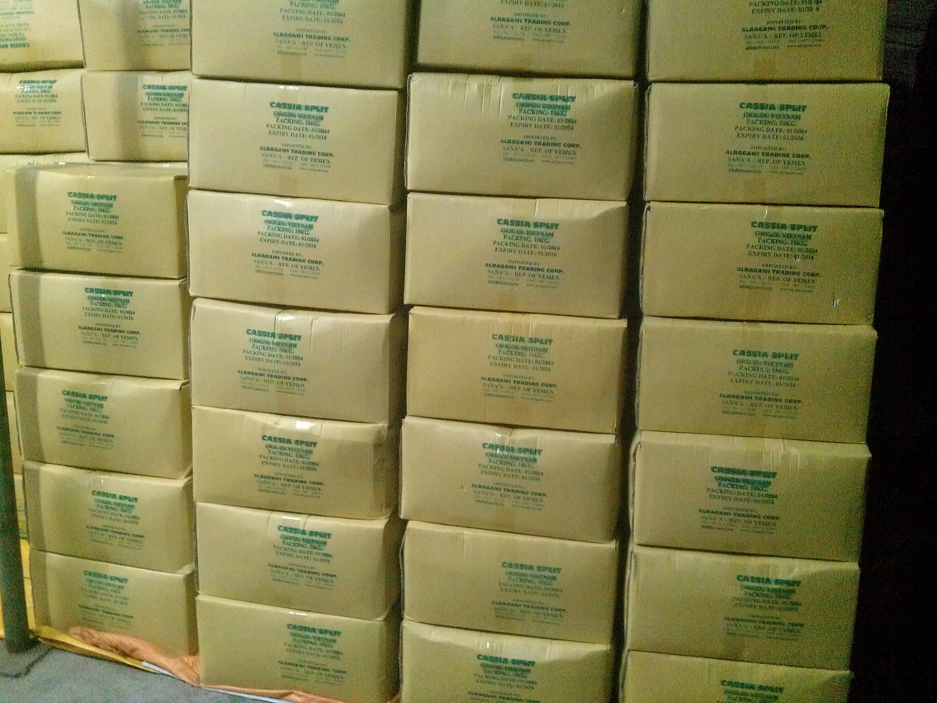 BROKEN STAR ANISEED, VIETNAM ORIGIN, GOOD QUALITY, BEST PRICE USED FOR FOOD