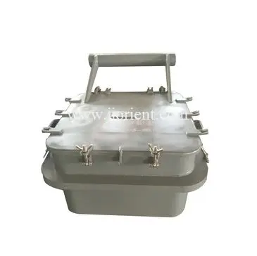 marine hatch cover