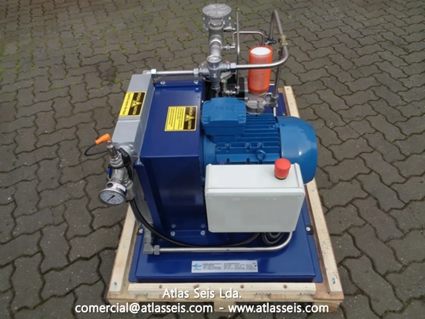 Газовый компрессор Atlas Six-модель MCB 90