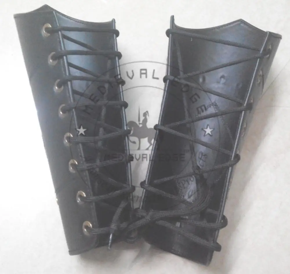 Средневековый стиль черный кожаный нарукавник с дизайнерским медным болтом