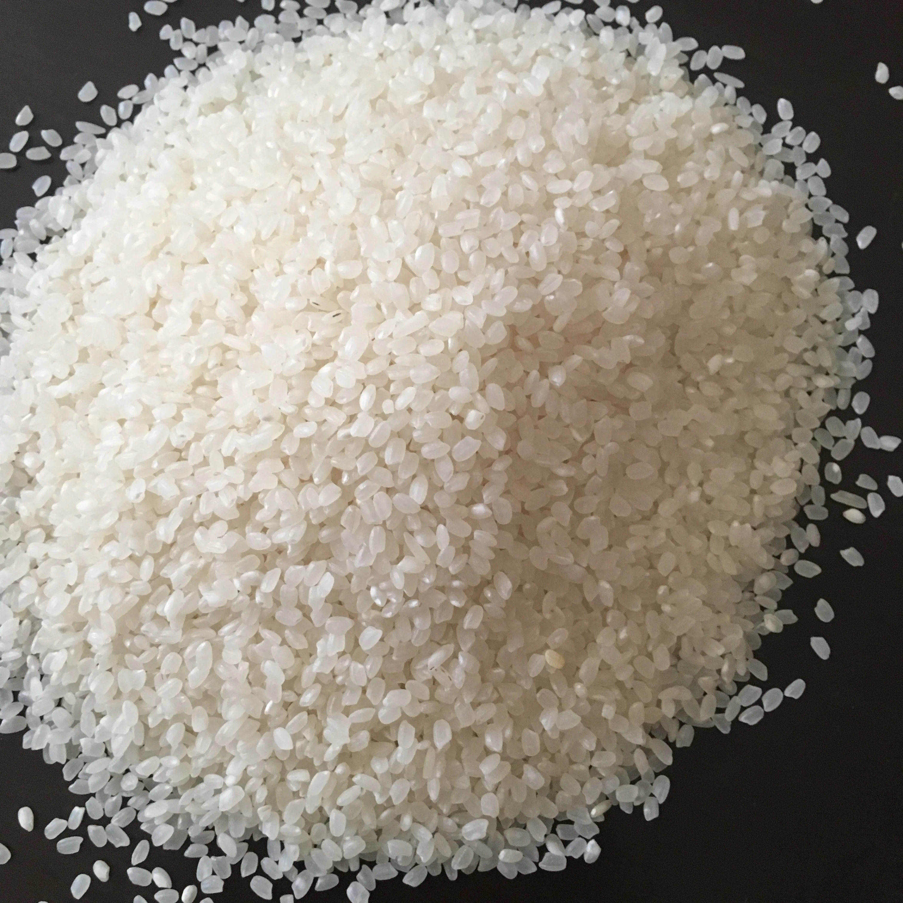 BEST PRICE 2021 PREMIUM VIETNAM JAPONICA RICE CELL: 84 901 390 588/ whatsApp