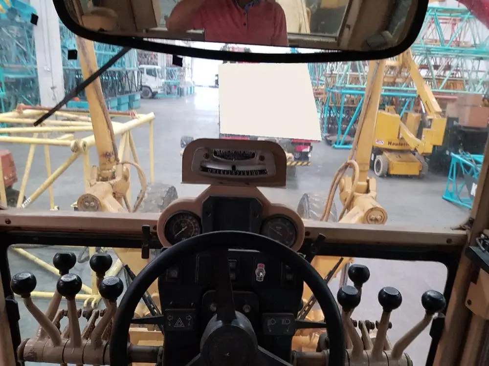 
USED CATERPILLAR 120H MOTOR GRADER FOR SALE 