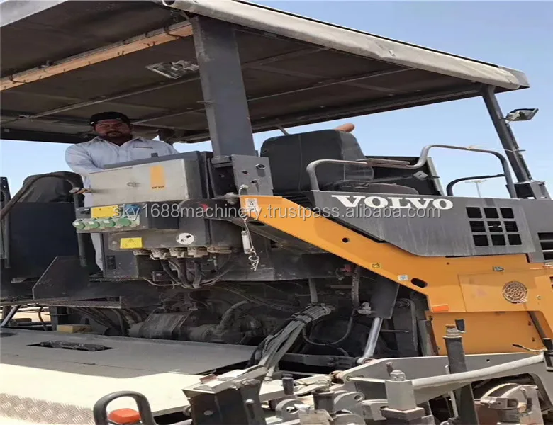 
Used Volvo 625 paver with good working condition 