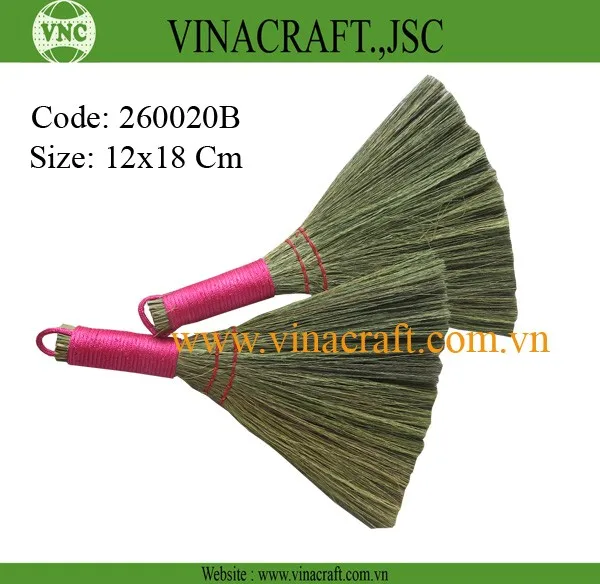 Decorative Traditional Seagrass Straw Broom Stick Cleaning Broom, Vietnamese Straw Soft Handle Broom in Vietnam Wholesale