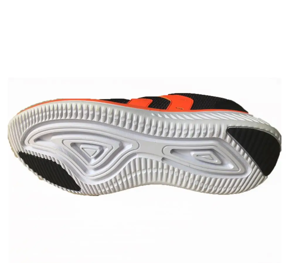 Вьетнамская спортивная обувь AHU007