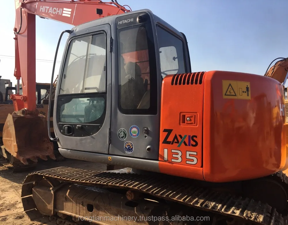 Fuel-efficient hitachi machine ZX135 excavator for sale, used hitachi excavator at low working hours